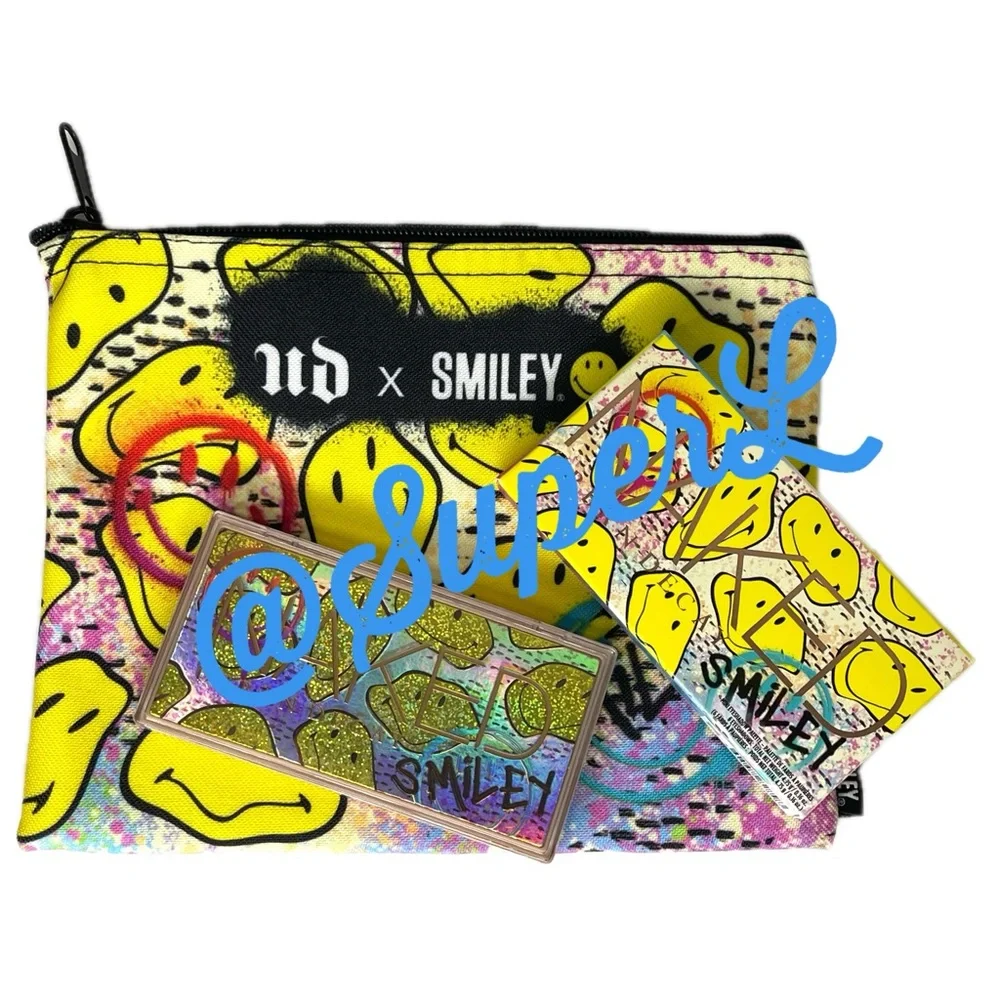 2/$25 NEW Urban Decay x Smiley Naked Eyeshadow Palette Mucho Happy Eye Shadow